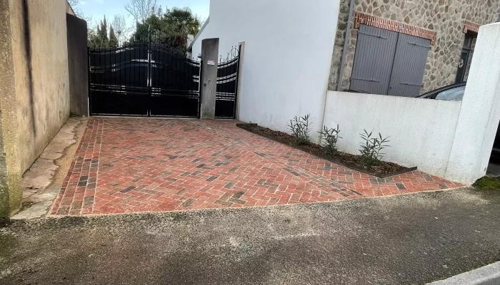 Réalisation d'une création de jardin par Numa Création, paysagiste à Coëx